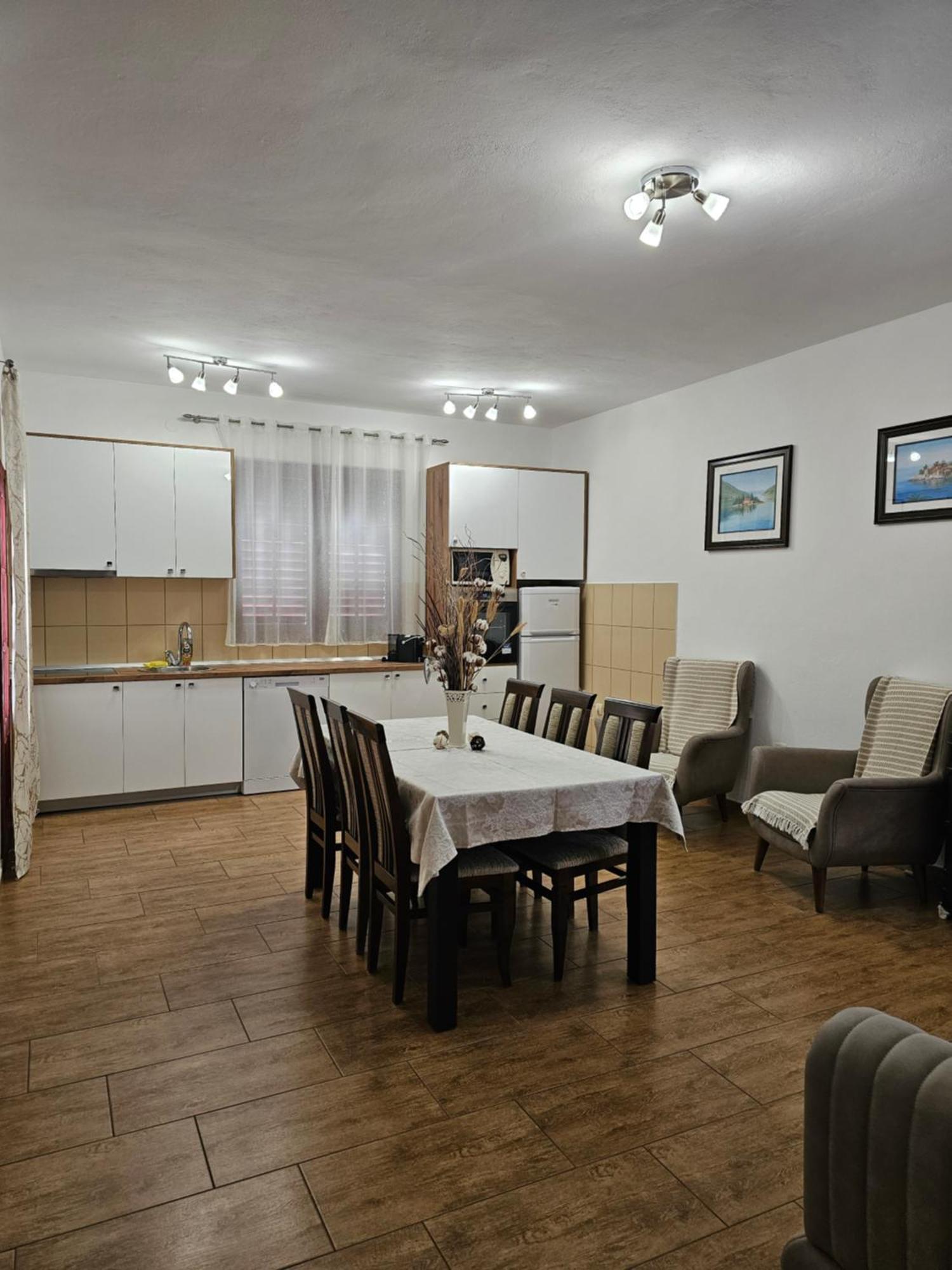 Apartments Nadja コトル エクステリア 写真
